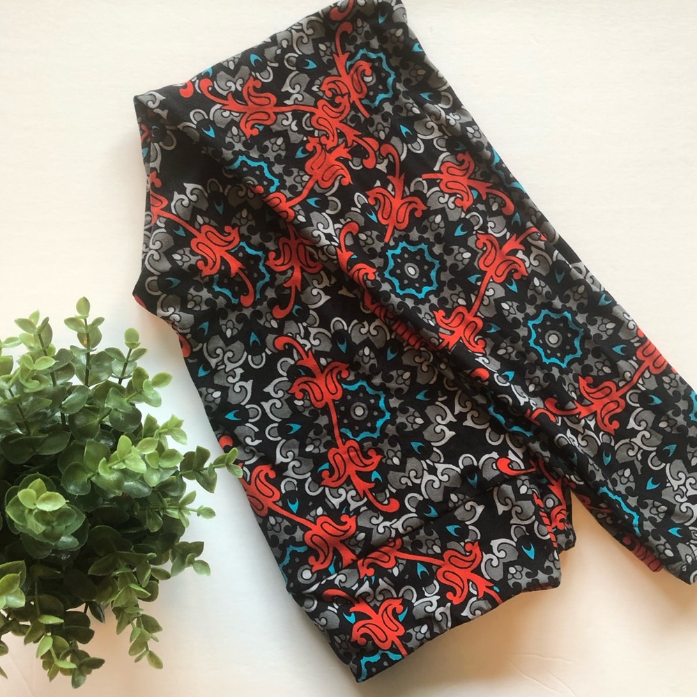 Lularoe Tall & Curvy leggings